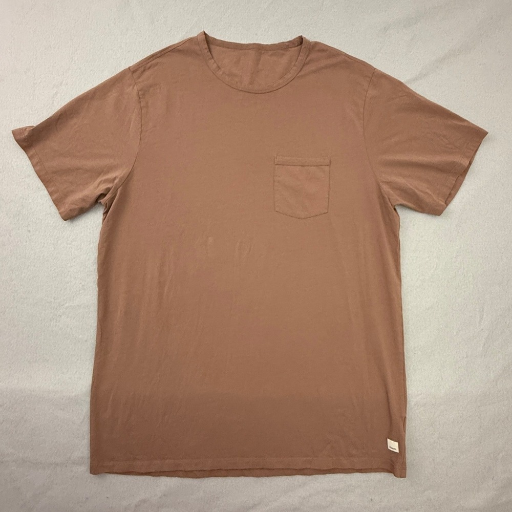 Vuori T-Shirt Mens XL Brown Pocket Tee Short Sleeve Crew Neck Performance